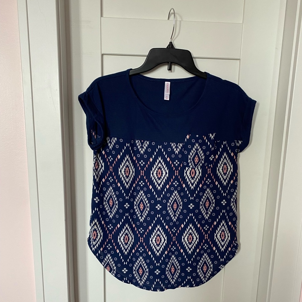 Cute Blue Top with Pink and White Pattern